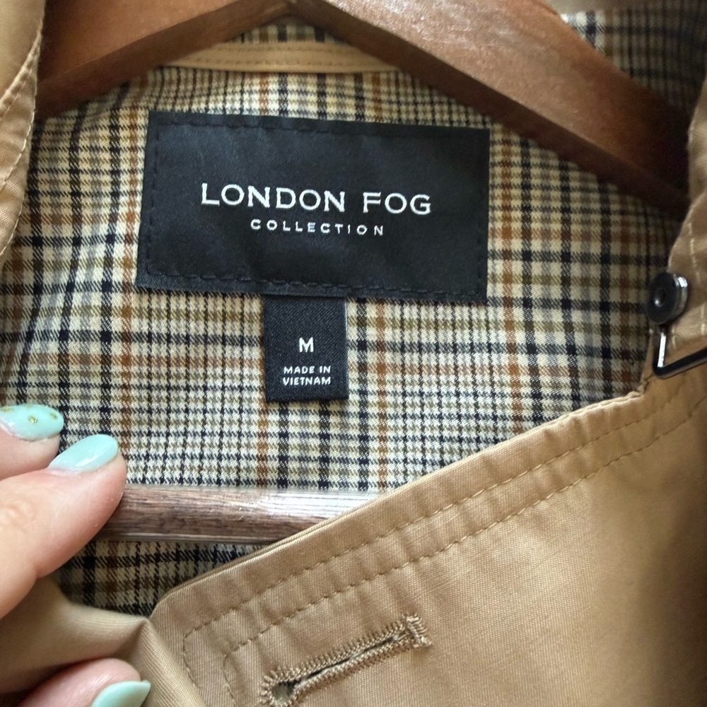 London Fog Beige Trench Coat - Picture 2 of 3